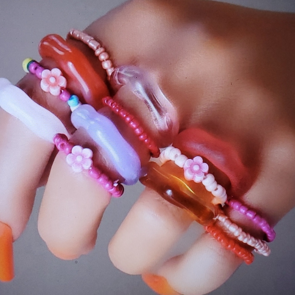 14PCS Colorful Beaded Rings Set – Y2K Cute Flower Acrylic Rings Kawaii Aesthetic